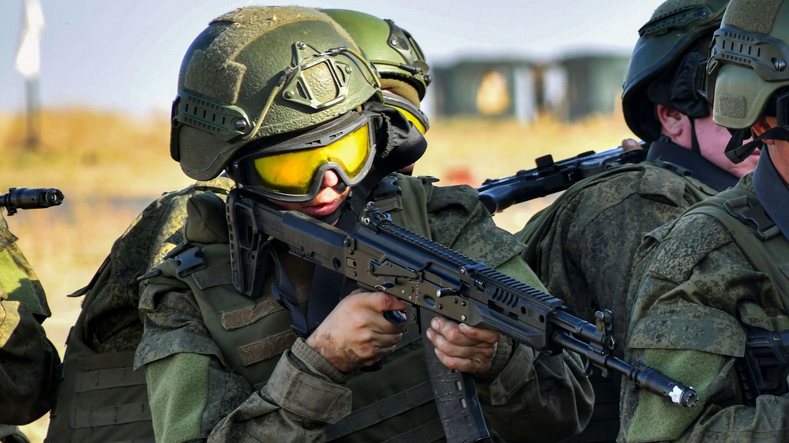 Russia-Ukraine war: Putin's troops reach outskirts of key city – with 'fighting at every entrance' – Sky News