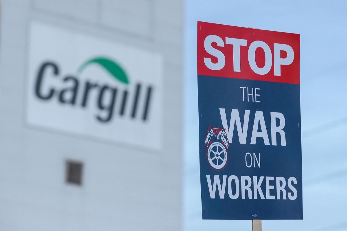 Cargill to cut off health insurance for striking C.R. workers – The Gazette