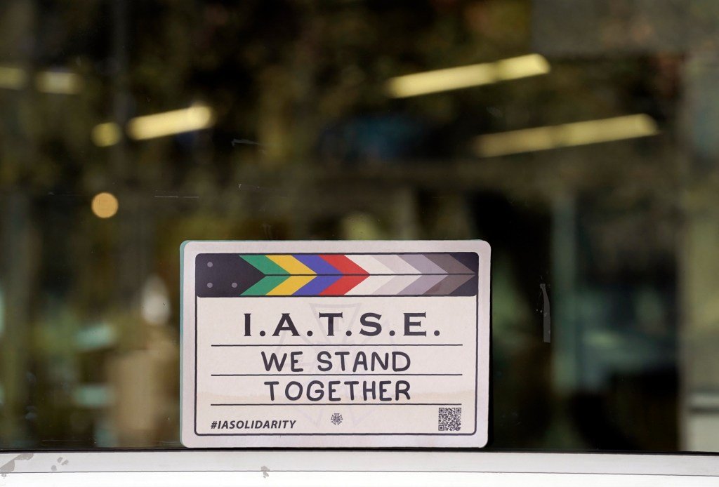 IATSE film and TV crew workers ratify new contract with Hollywood studios – Los Angeles Daily News