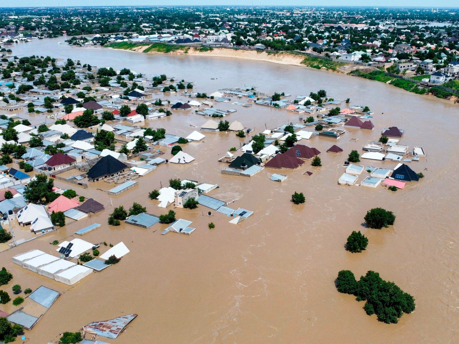 Nigeria floods affect one million people after dam collapse – Al Jazeera English