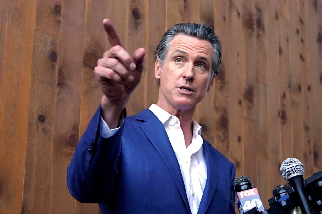 Gov. Newsom visits Hollywood to propose doubling state’s film tax credit to 0 million – LA Daily News