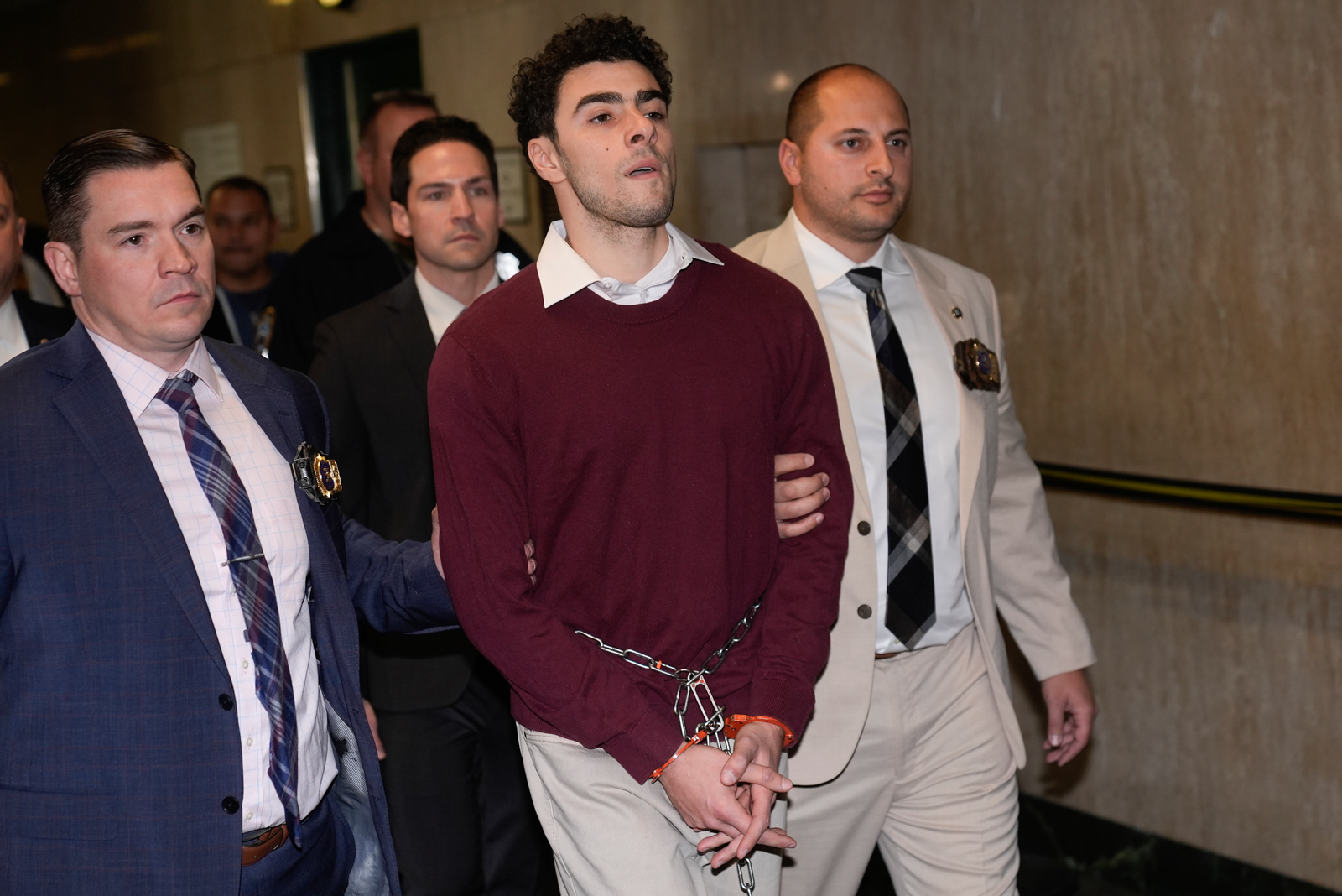 Court proceedings for Luigi Mangione in UnitedHealthcare CEO killing delayed several weeks – NBC New York