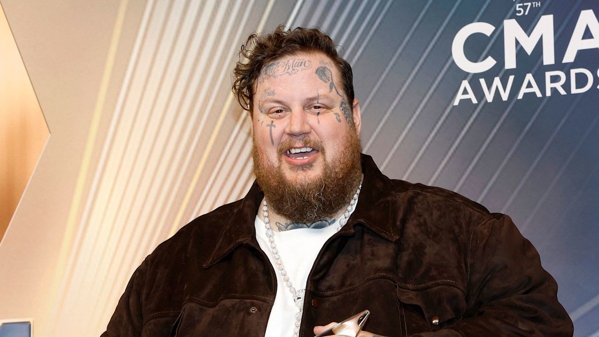 Jelly Roll's 'commitment to fitness' highlighted as he reveals he's doubled his weight loss in a year – HELLO!