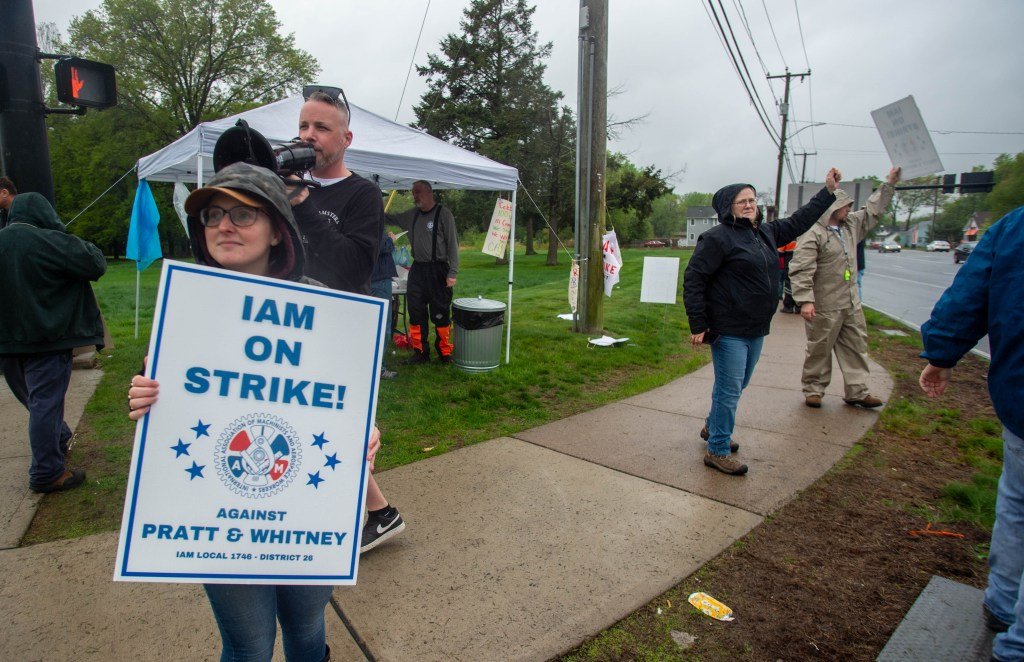 CT official condemns Pratt & Whitney suspension of health insurance for striking workers – Hartford Courant