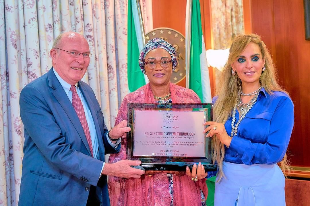 Education: President’s Wife Seeks More Scholarships For Youths – Voice of Nigeria Education: President’s Wife Seeks More Scholarships For Youths – Voice of Nigeria