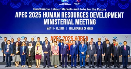 HUTECH joins forces to shape the future of education in the AI era at the APEC Education Ministerial Meeting 2025 – hutech.edu.vn