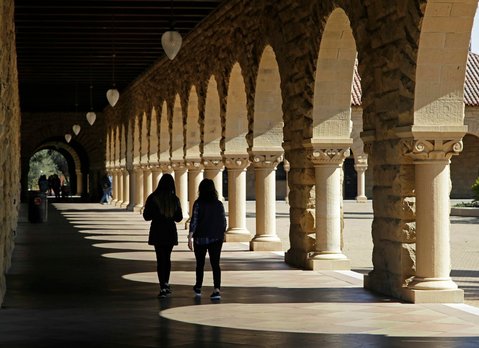 International students infuse tens of millions of dollars into local economies across the US. What happens if they stay home? – The Conversation International students infuse tens of millions of dollars into local economies across the US. What happens if they stay home? – The Conversation