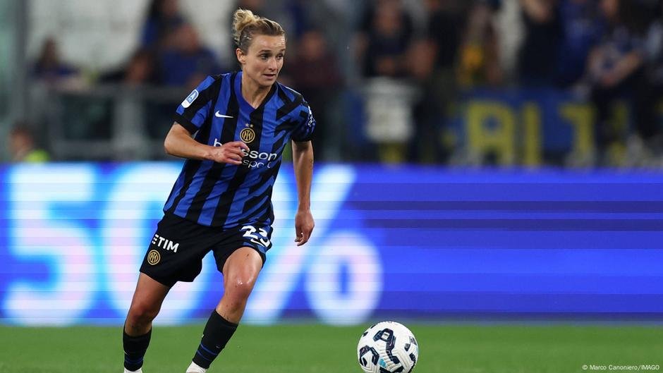 Former Germany star Magull reveals mental health struggles – dw.com Former Germany star Magull reveals mental health struggles – dw.com
