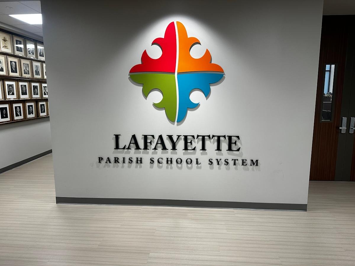 Lafayette School Board votes for health insurance administrator, teacher positions, more – Yahoo