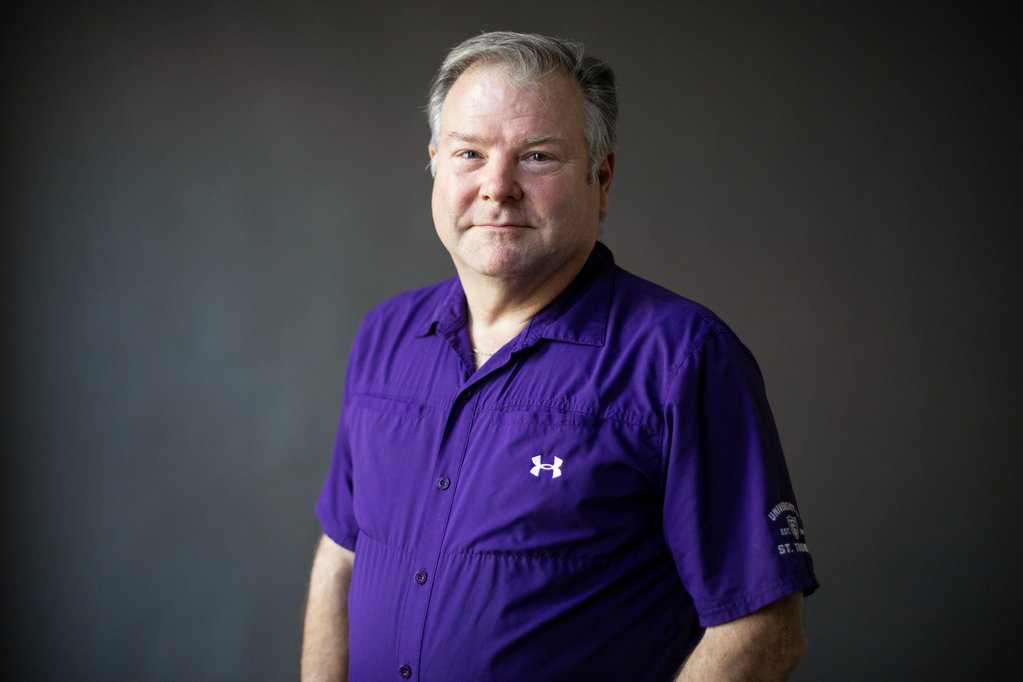 In the News: Mike Porter on UnitedHealthcare Facing Public Relations Challenges – Newsroom | University of St. Thomas