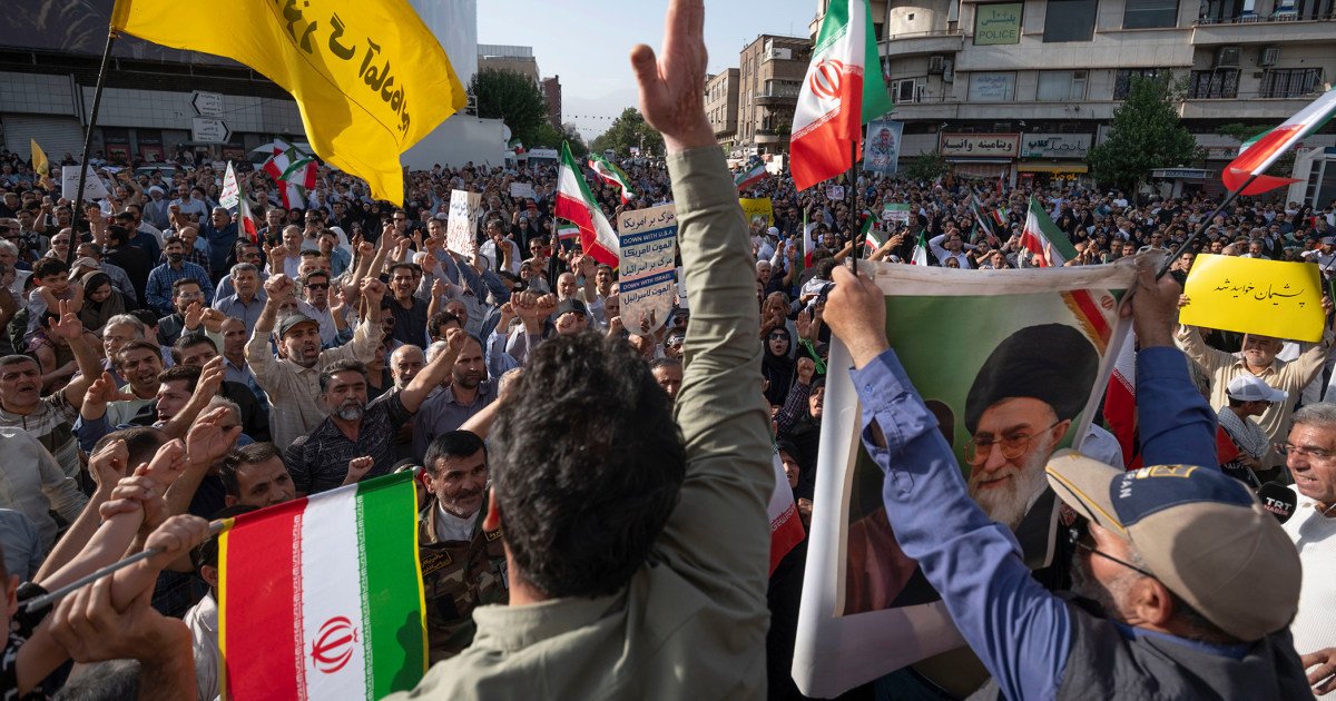 Iran vows retaliation after U.S. strikes on nuclear sites; Trump claims success – NBC News