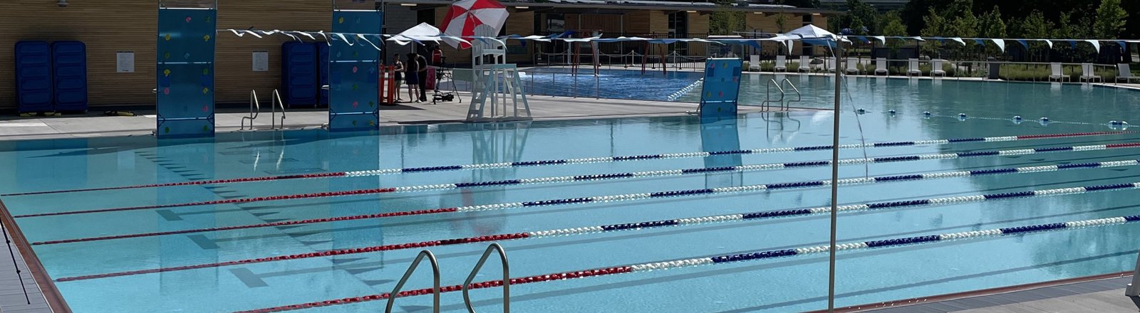 Beaches, outdoor pools, and splash pads – Halifax Regional Municipality