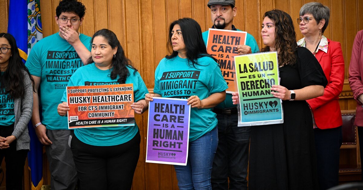 Advocates vow to continue fight to expand CT-funded healthcare for older undocumented youth – Connecticut Public